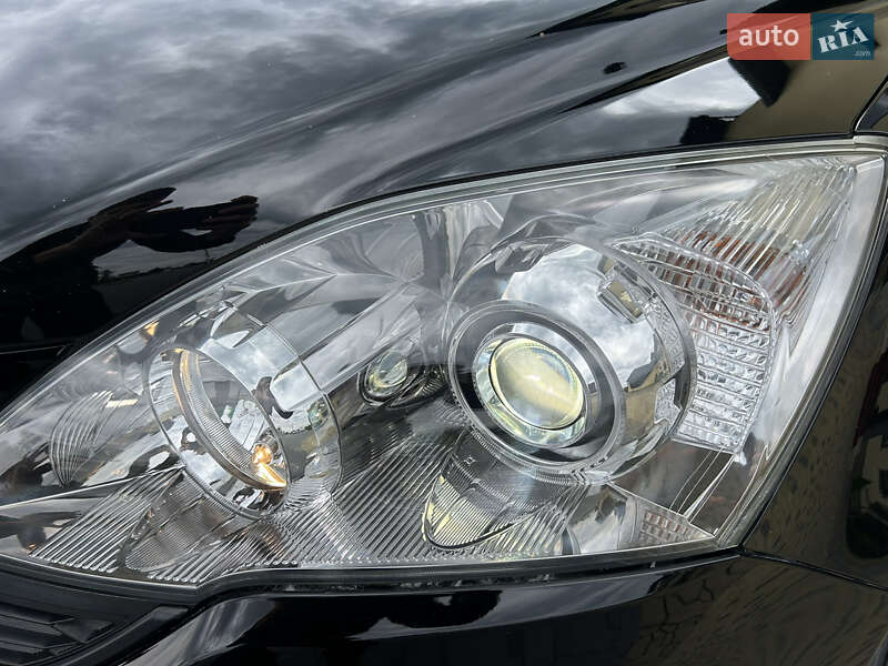 Позашляховик / Кросовер Honda CR-V 2011 в Коломиї