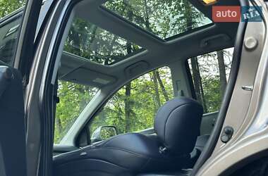 Позашляховик / Кросовер Honda CR-V 2011 в 