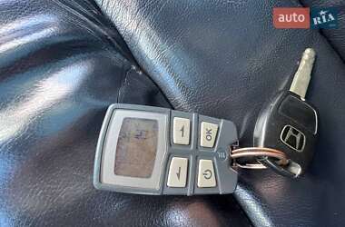 Позашляховик / Кросовер Honda CR-V 2008 в 