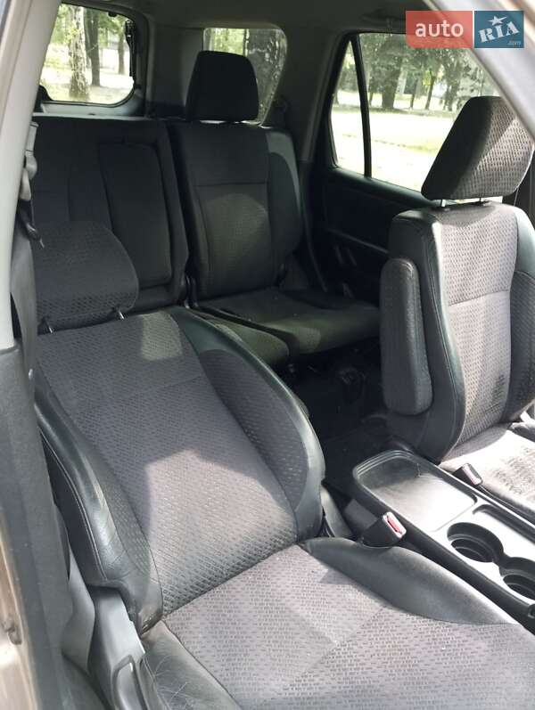 Внедорожник / Кроссовер Honda CR-V 2003 в Кривом Роге