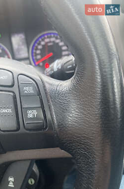 Внедорожник / Кроссовер Honda CR-V 2011 в 