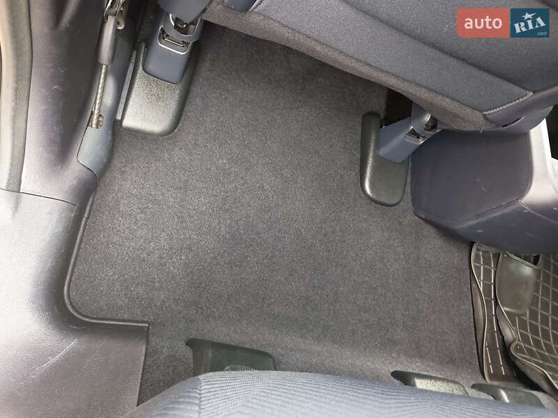 Позашляховик / Кросовер Honda CR-V 2010 в Стрию