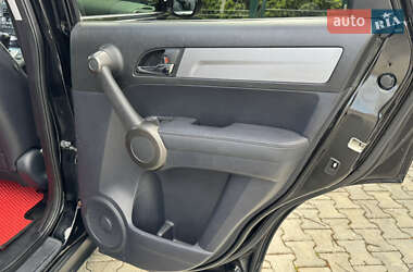 Позашляховик / Кросовер Honda CR-V 2011 в 