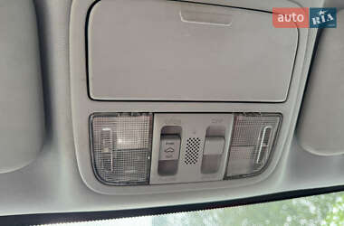 Позашляховик / Кросовер Honda CR-V 2011 в 