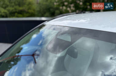 Внедорожник / Кроссовер Honda CR-V 2023 в 