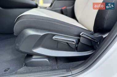 Внедорожник / Кроссовер Honda CR-V 2023 в 
