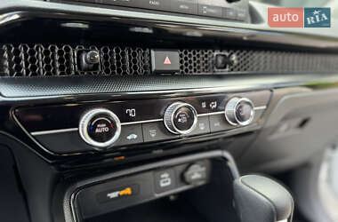 Внедорожник / Кроссовер Honda CR-V 2023 в 