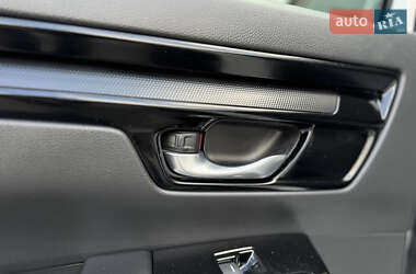 Внедорожник / Кроссовер Honda CR-V 2023 в 