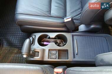 Позашляховик / Кросовер Honda CR-V 2010 в 
