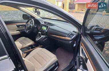 Позашляховик / Кросовер Honda CR-V 2019 в 