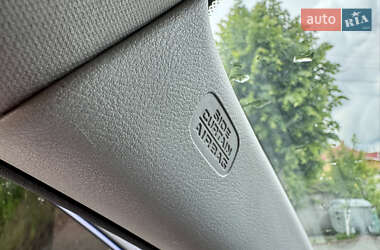 Позашляховик / Кросовер Honda CR-V 2008 в 