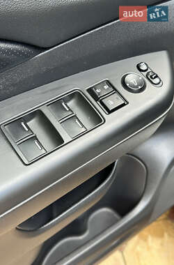 Внедорожник / Кроссовер Honda CR-V 2013 в 