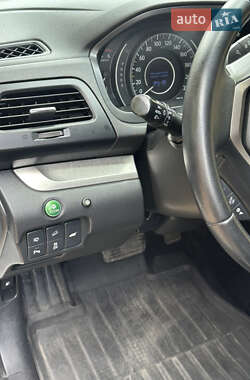 Внедорожник / Кроссовер Honda CR-V 2013 в 