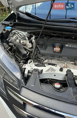 Внедорожник / Кроссовер Honda CR-V 2013 в 