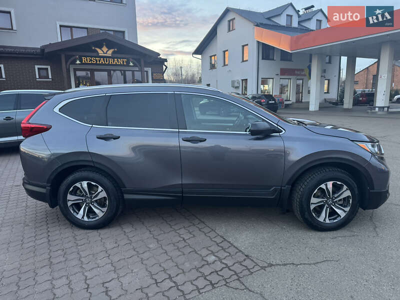Внедорожник / Кроссовер Honda CR-V 2018 в Мостиске