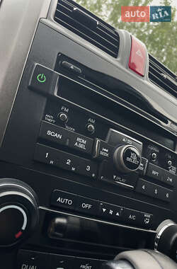 Позашляховик / Кросовер Honda CR-V 2010 в 