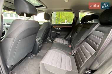 Позашляховик / Кросовер Honda CR-V 2017 в 