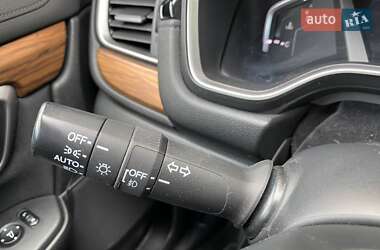 Позашляховик / Кросовер Honda CR-V 2017 в 