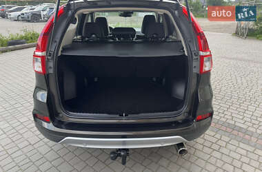 Внедорожник / Кроссовер Honda CR-V 2015 в 