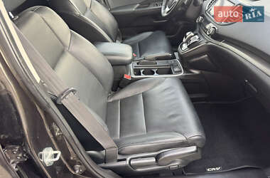 Внедорожник / Кроссовер Honda CR-V 2015 в 