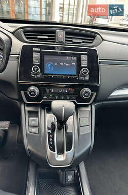 Внедорожник / Кроссовер Honda CR-V 2017 в 