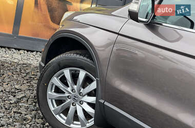 Внедорожник / Кроссовер Honda CR-V 2011 в 