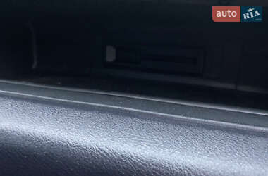 Внедорожник / Кроссовер Honda CR-V 2011 в 