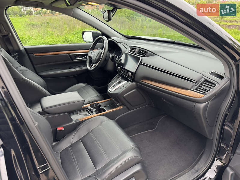 Внедорожник / Кроссовер Honda CR-V 2020 в Львове