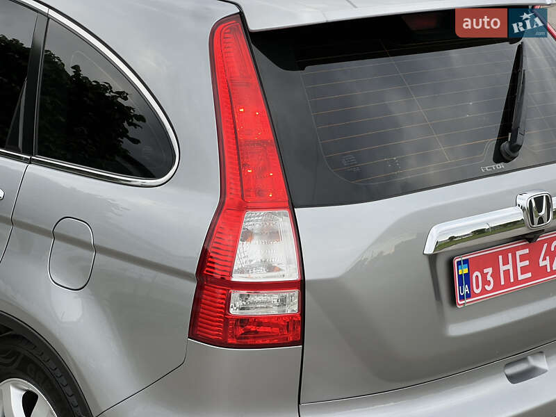 Позашляховик / Кросовер Honda CR-V 2007 в Радивиліві