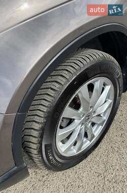 Внедорожник / Кроссовер Honda CR-V 2010 в 