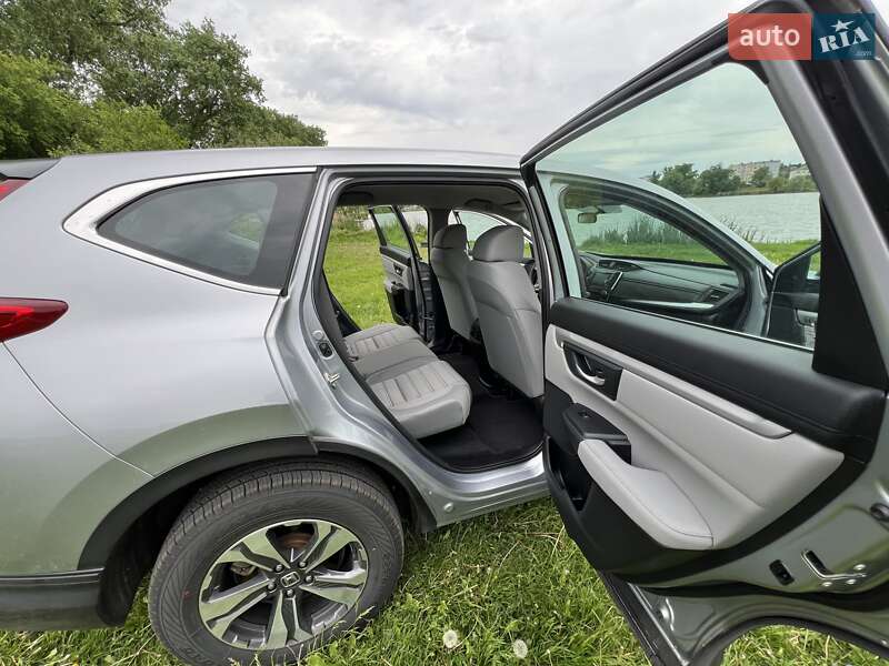 Внедорожник / Кроссовер Honda CR-V 2019 в Сквире