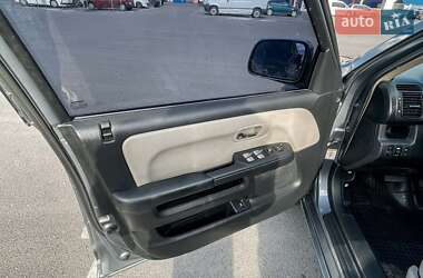Позашляховик / Кросовер Honda CR-V 2006 в 