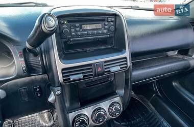 Позашляховик / Кросовер Honda CR-V 2006 в 