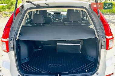 Позашляховик / Кросовер Honda CR-V 2016 в 