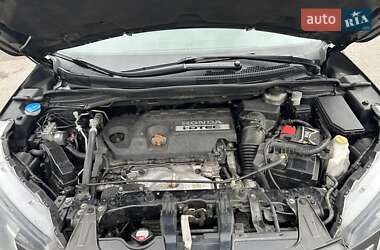 Позашляховик / Кросовер Honda CR-V 2013 в 