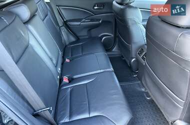 Позашляховик / Кросовер Honda CR-V 2014 в 