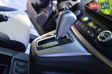 Внедорожник / Кроссовер Honda CR-V 2014 в 