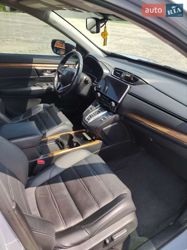 Внедорожник / Кроссовер Honda CR-V 2021 в Днепре