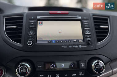 Позашляховик / Кросовер Honda CR-V 2015 в 