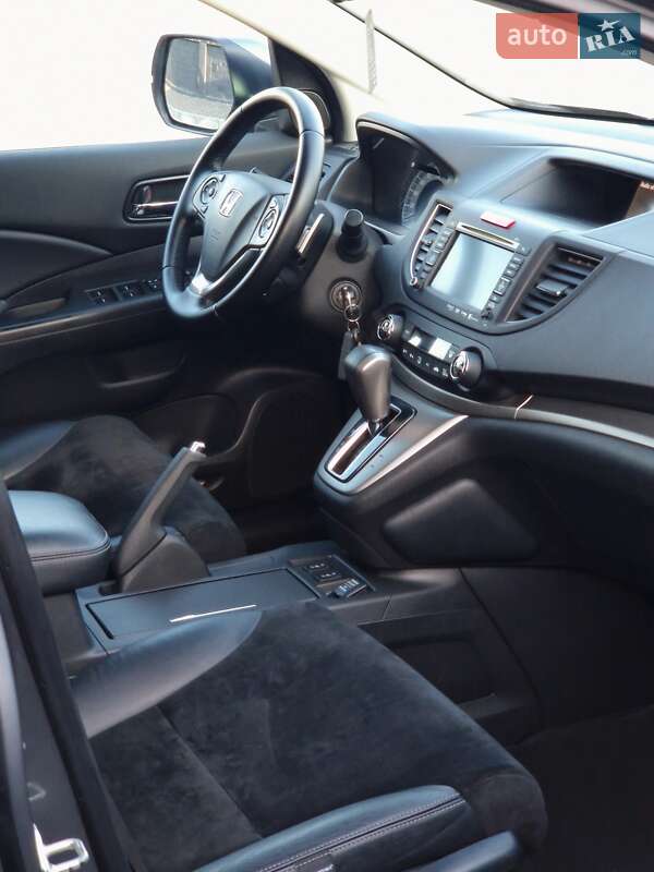 Позашляховик / Кросовер Honda CR-V 2013 в Чернівцях