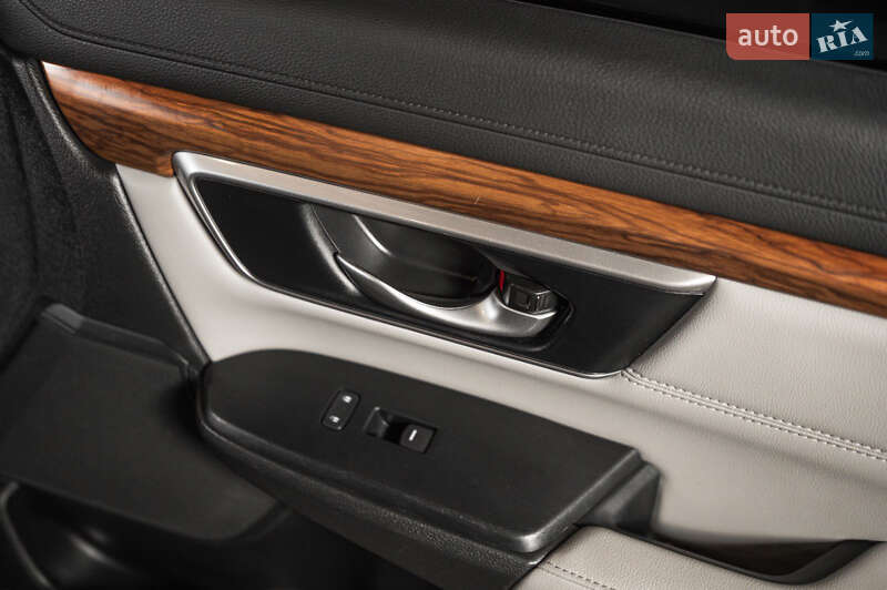 Внедорожник / Кроссовер Honda CR-V 2019 в Ужгороде