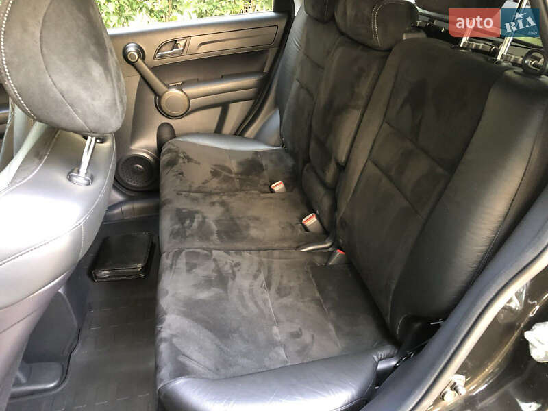 Внедорожник / Кроссовер Honda CR-V 2011 в Киеве