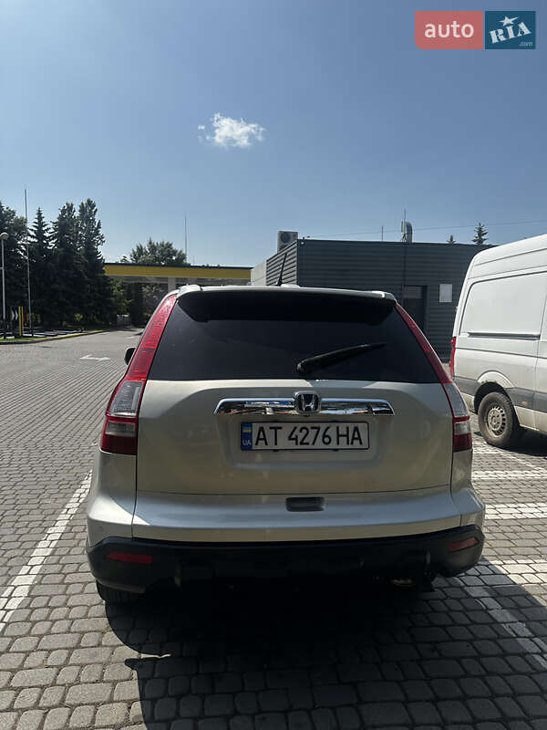 Внедорожник / Кроссовер Honda CR-V 2007 в Ивано-Франковске