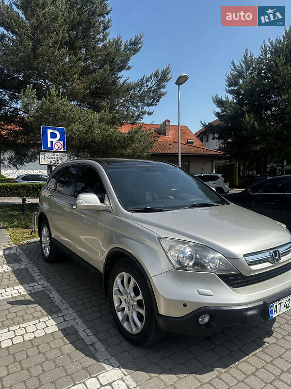 Внедорожник / Кроссовер Honda CR-V 2007 в Ивано-Франковске