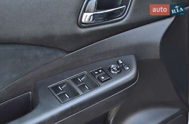 Внедорожник / Кроссовер Honda CR-V 2014 в 
