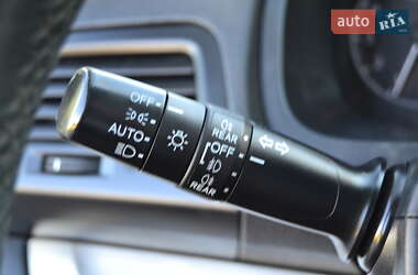 Внедорожник / Кроссовер Honda CR-V 2014 в 