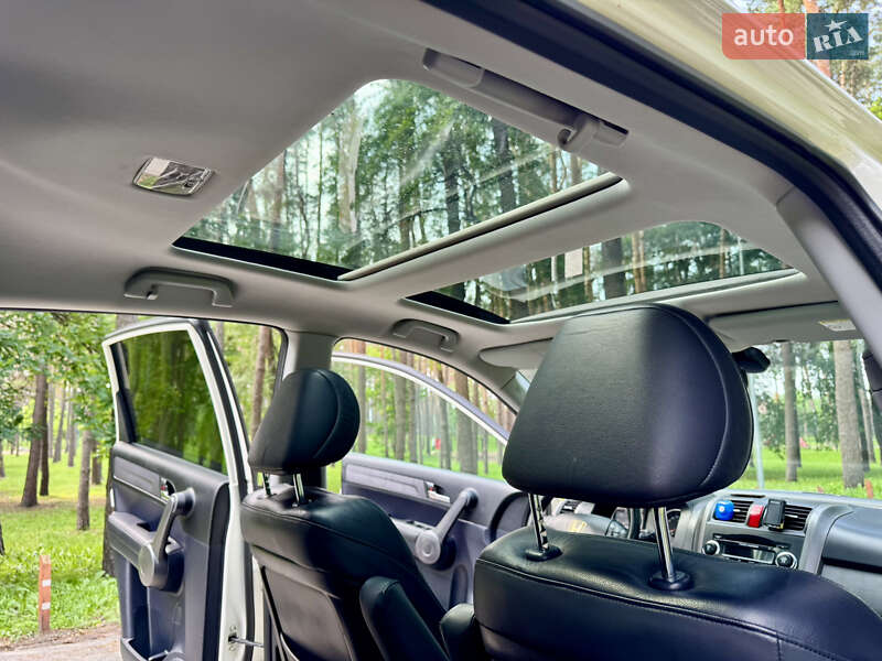 Внедорожник / Кроссовер Honda CR-V 2008 в Киеве