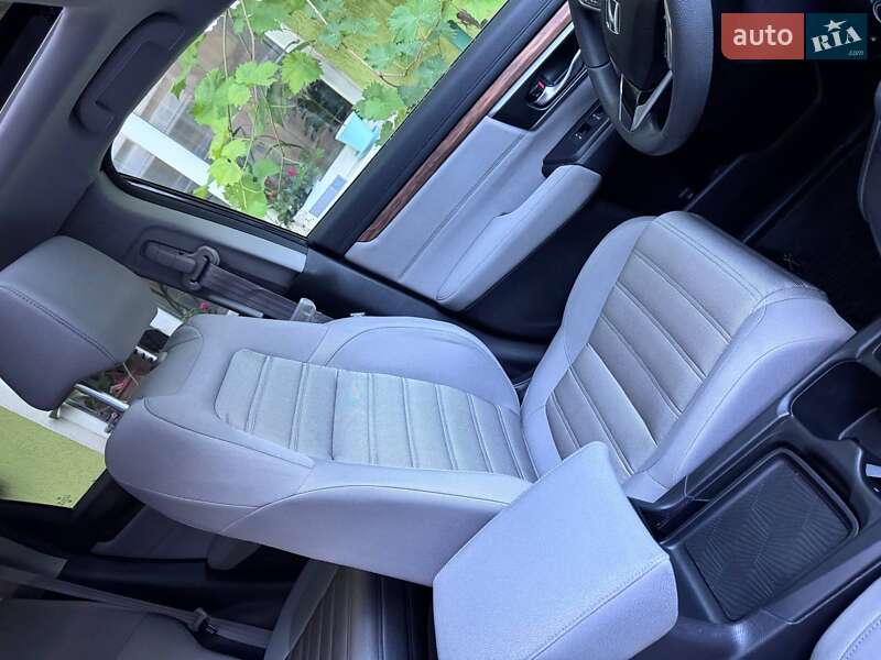 Внедорожник / Кроссовер Honda CR-V 2018 в Одессе фото 9 Внедорожник / Кроссовер Honda CR-V 2018 в Одессе