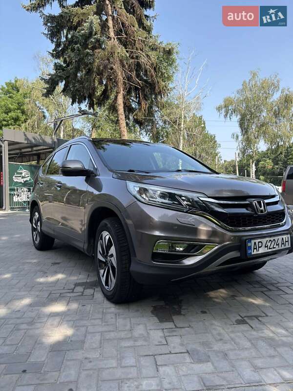 Внедорожник / Кроссовер Honda CR-V 2015 в Запорожье