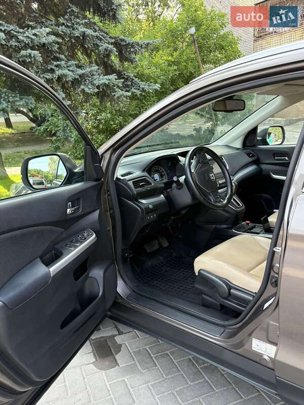 Внедорожник / Кроссовер Honda CR-V 2015 в Запорожье